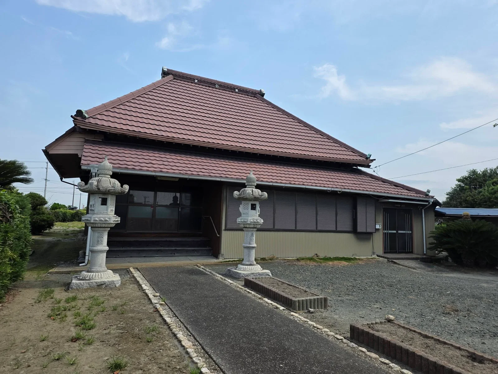 西平松の福生寺本堂正面
