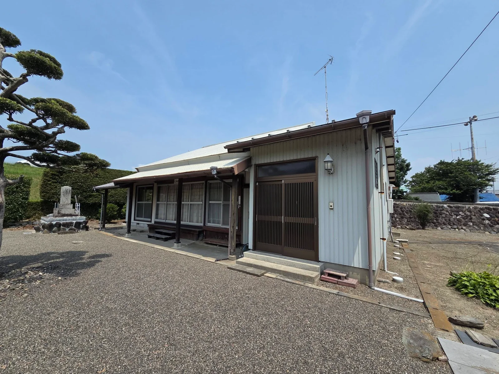 十郎島宝珠院の外観