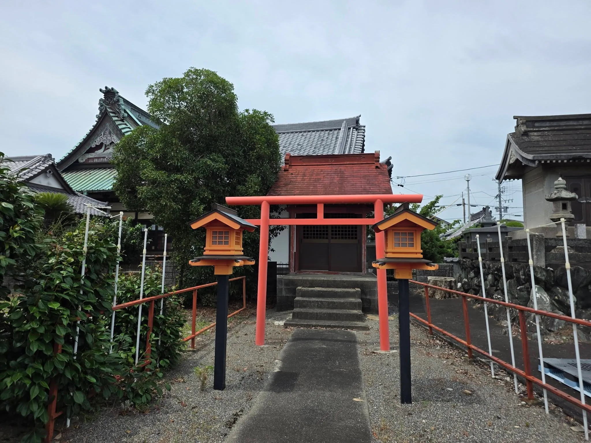 本性寺鎮守社の鳥居