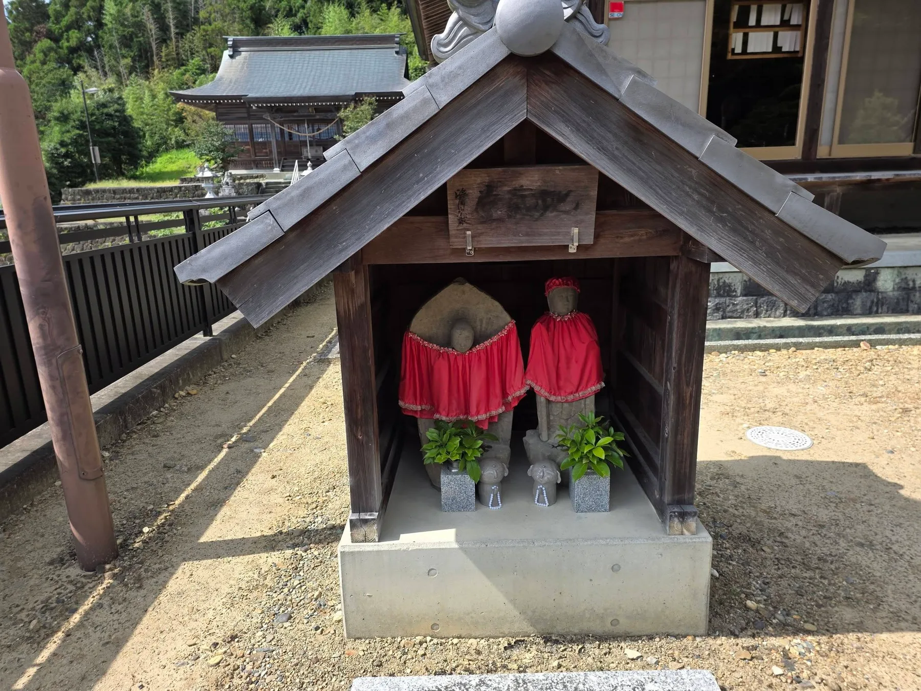 慈眼寺の現地写真2