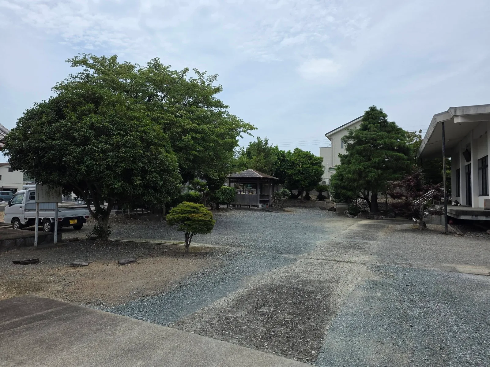 慶岩寺境内の全景