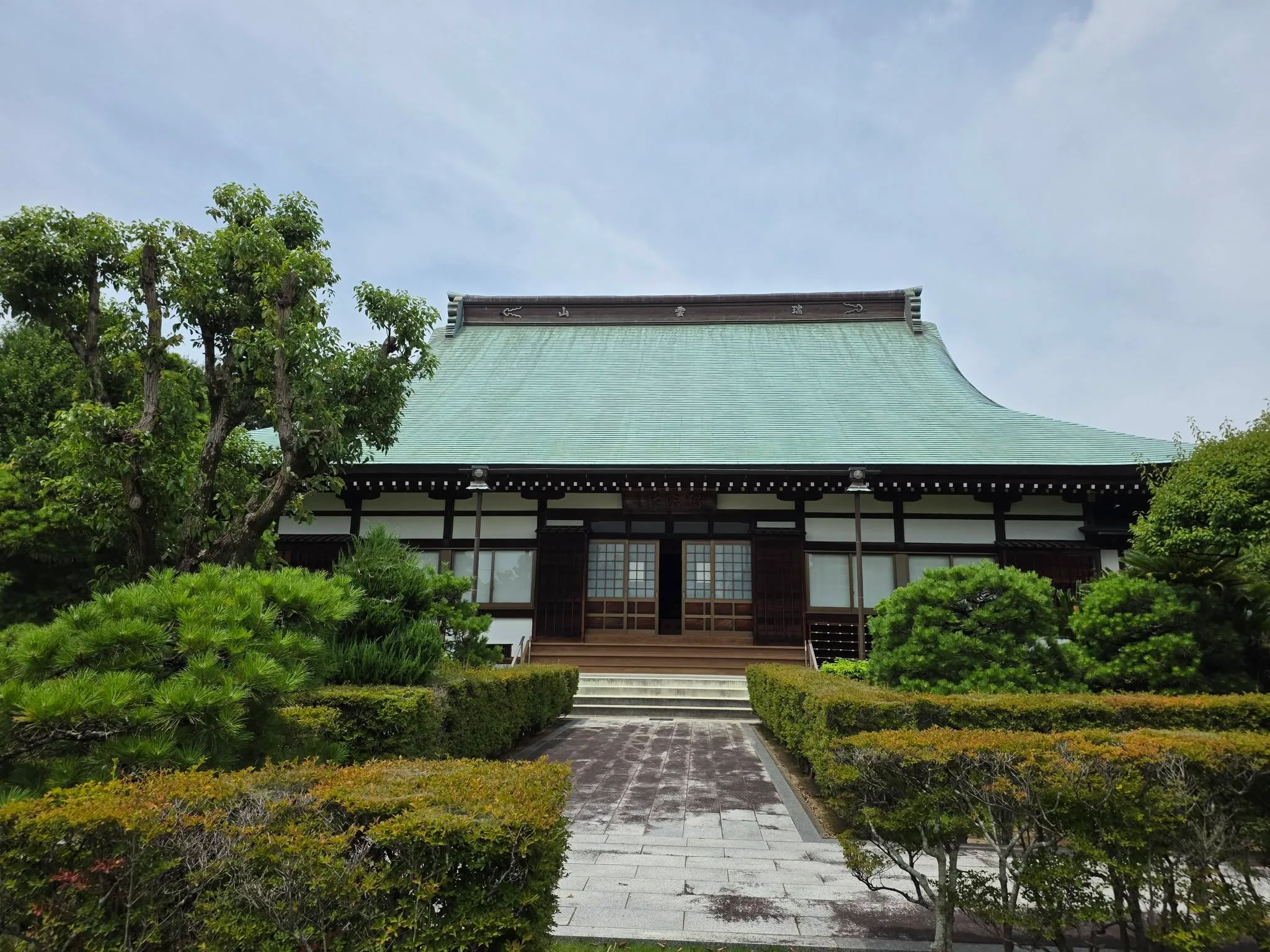 瑞雲山見性寺の本堂正面