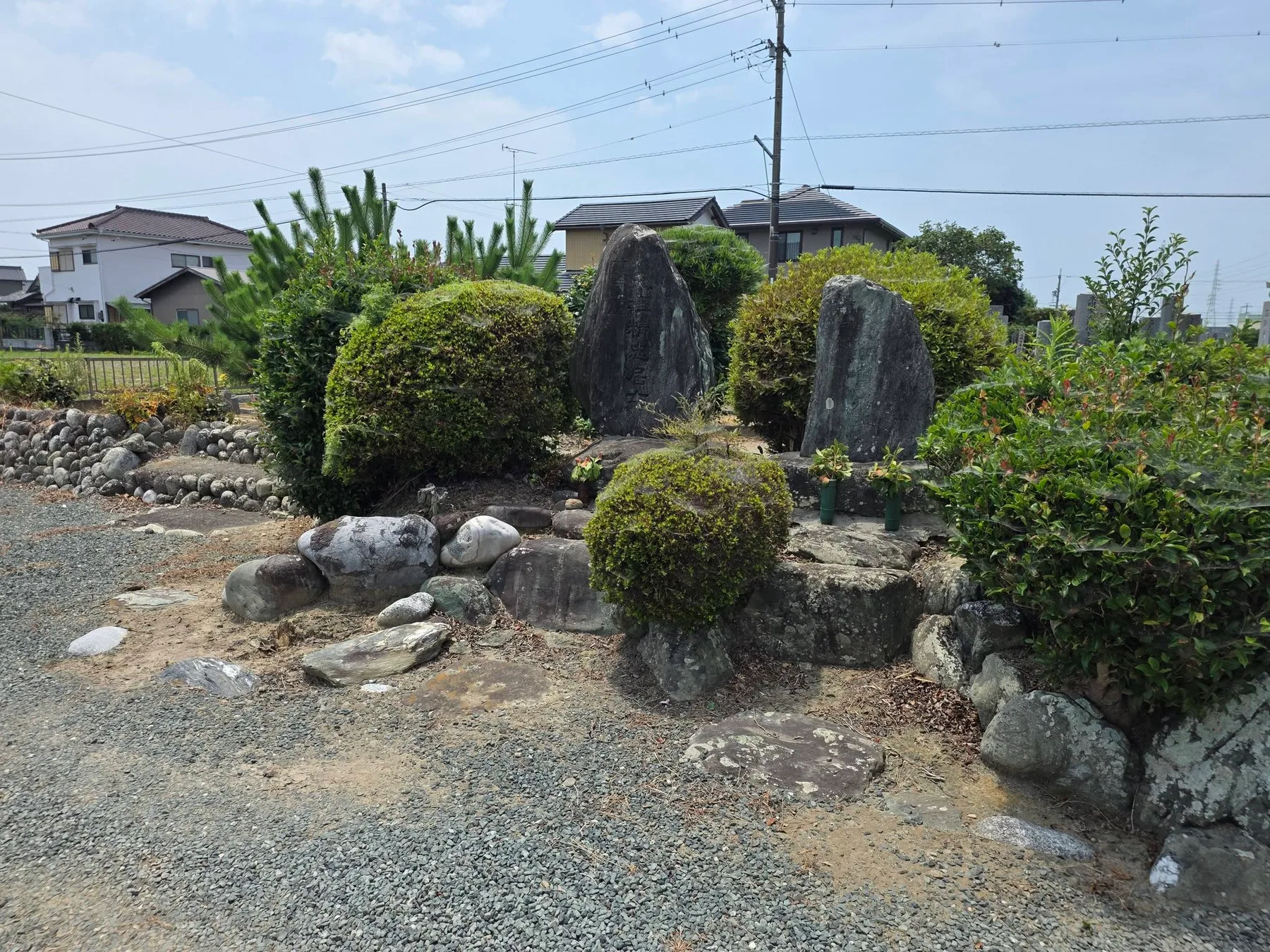 萬然寺境内の石碑群