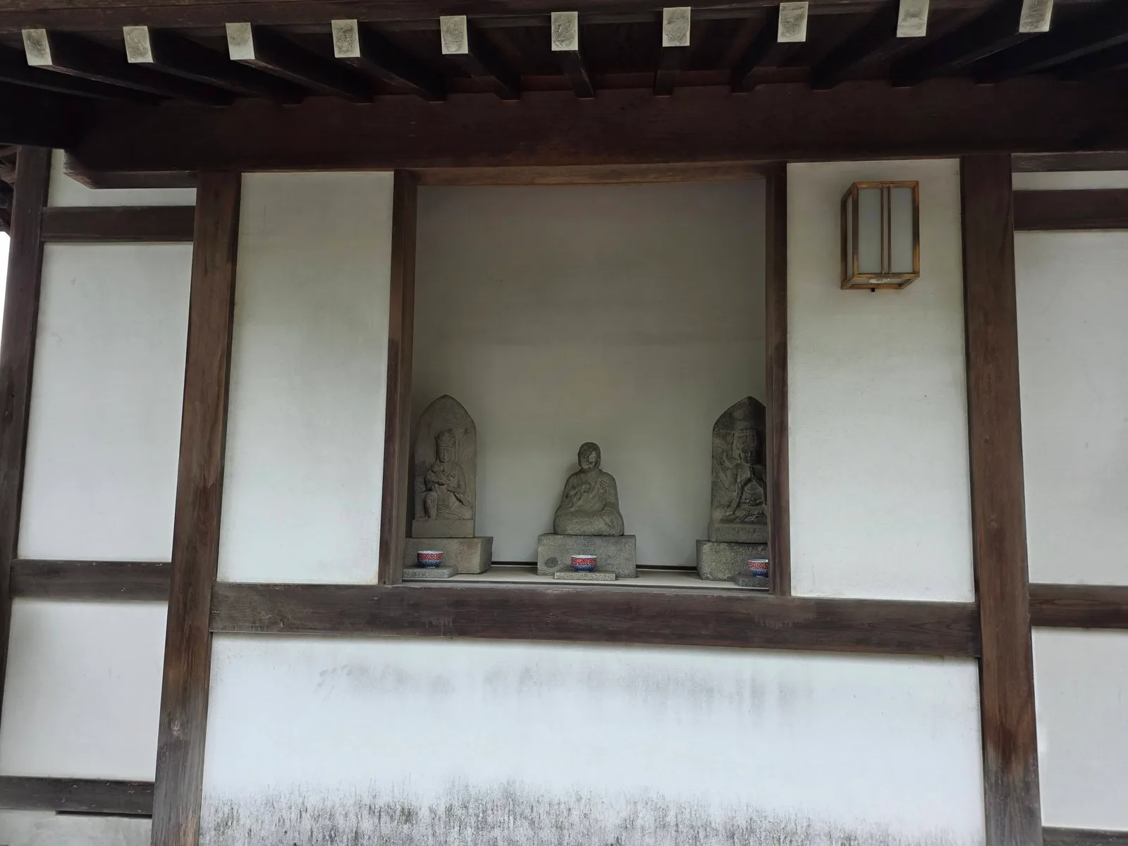 連福寺境内の石仏群