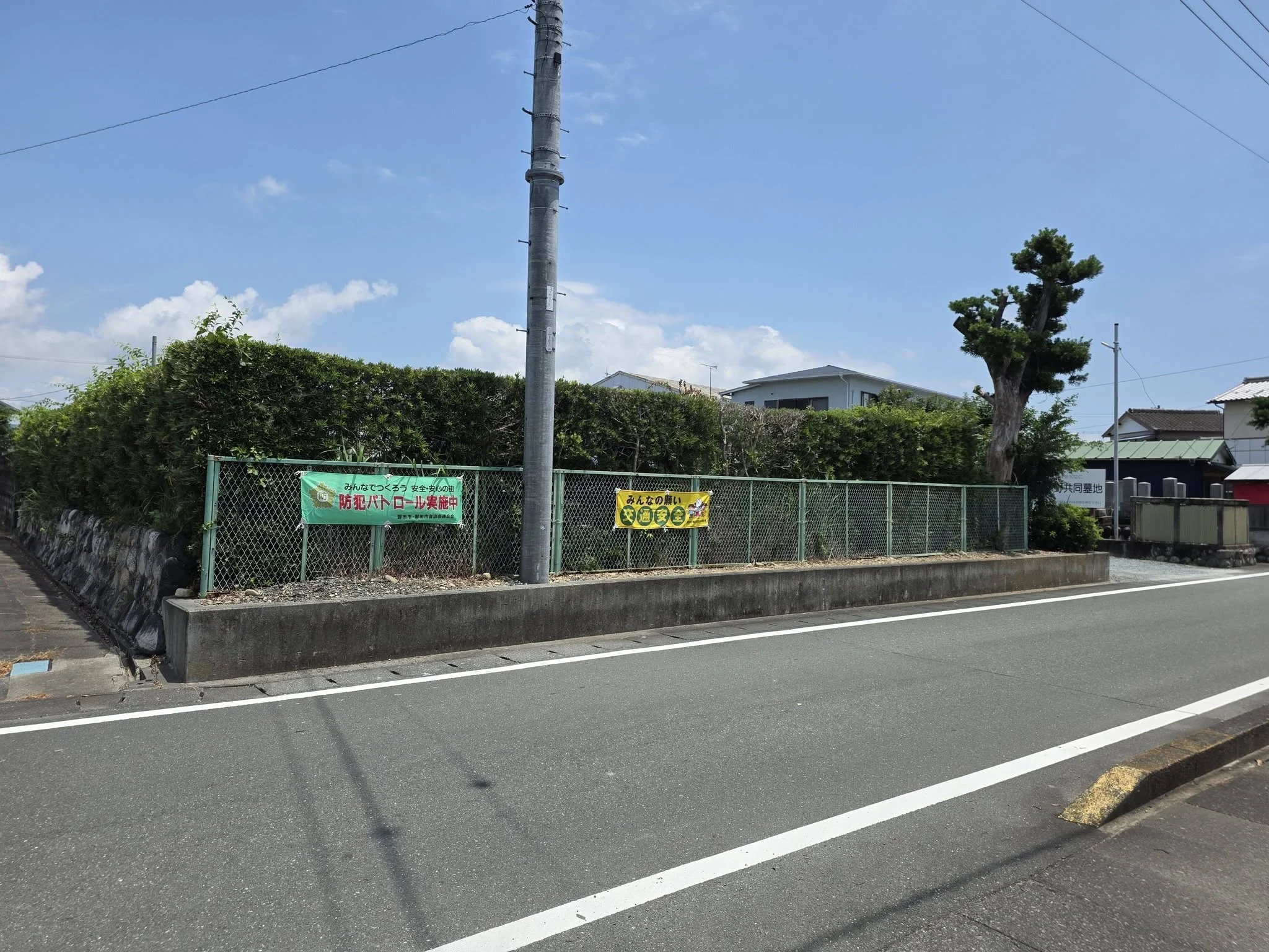 西福寺跡周辺の道路沿い景観