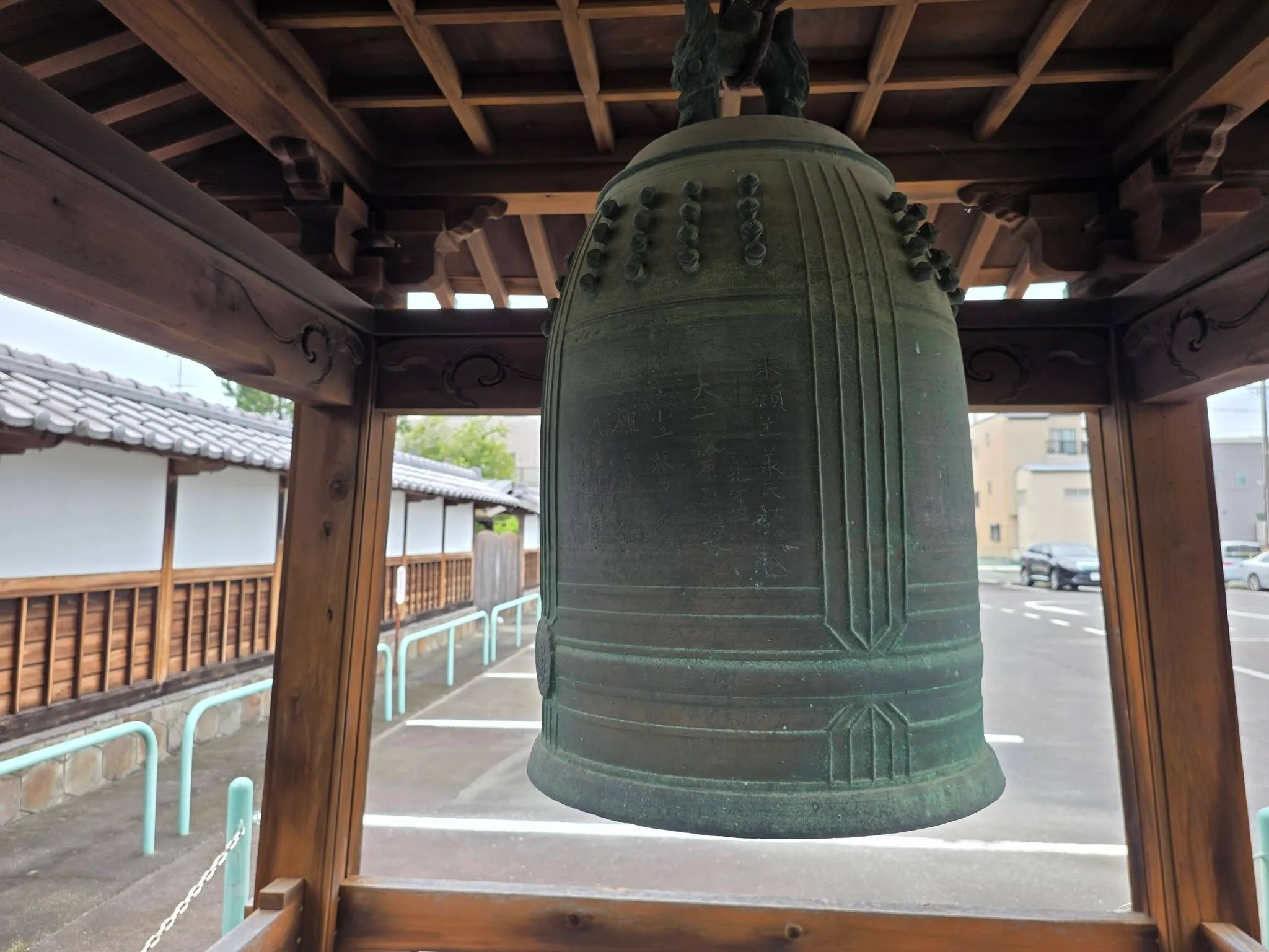 宣光寺梵鐘の近景