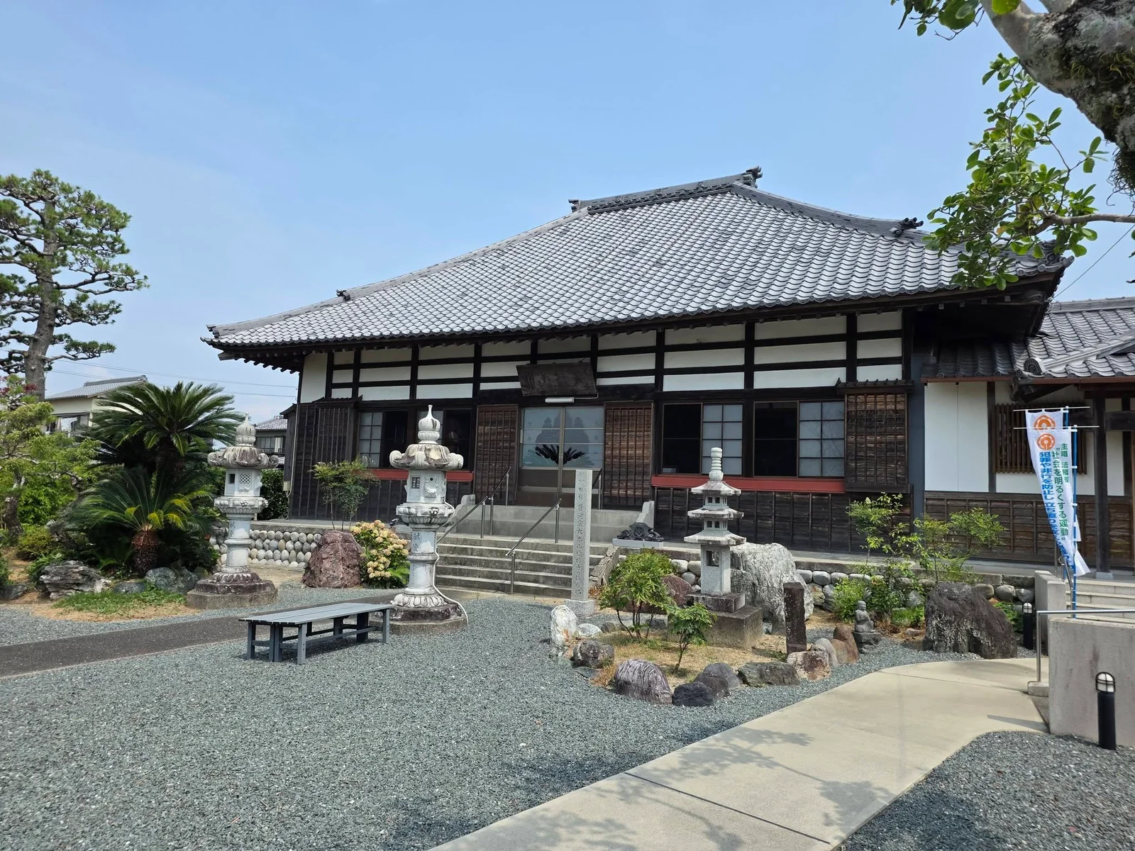 磐田市岡の聖寿寺現況写真2