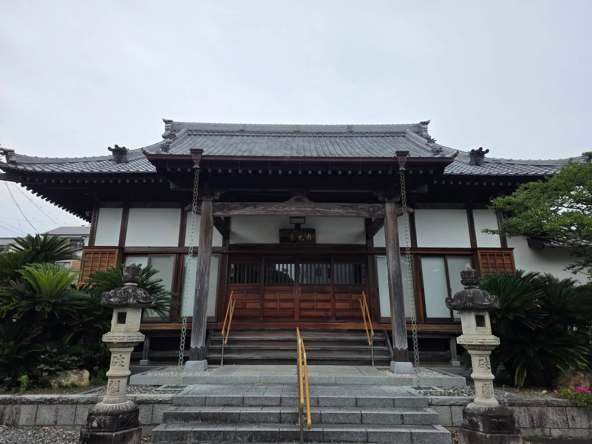 見付省光寺本堂