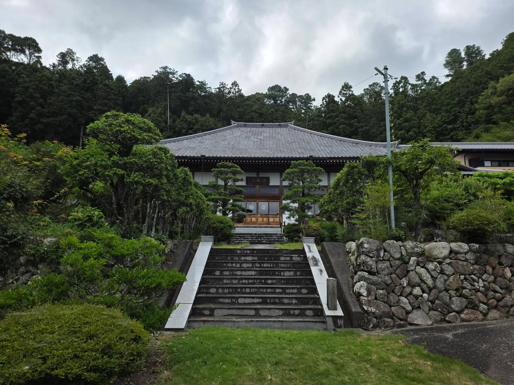 磐田市上野部の神谷山天龍院現況記録2