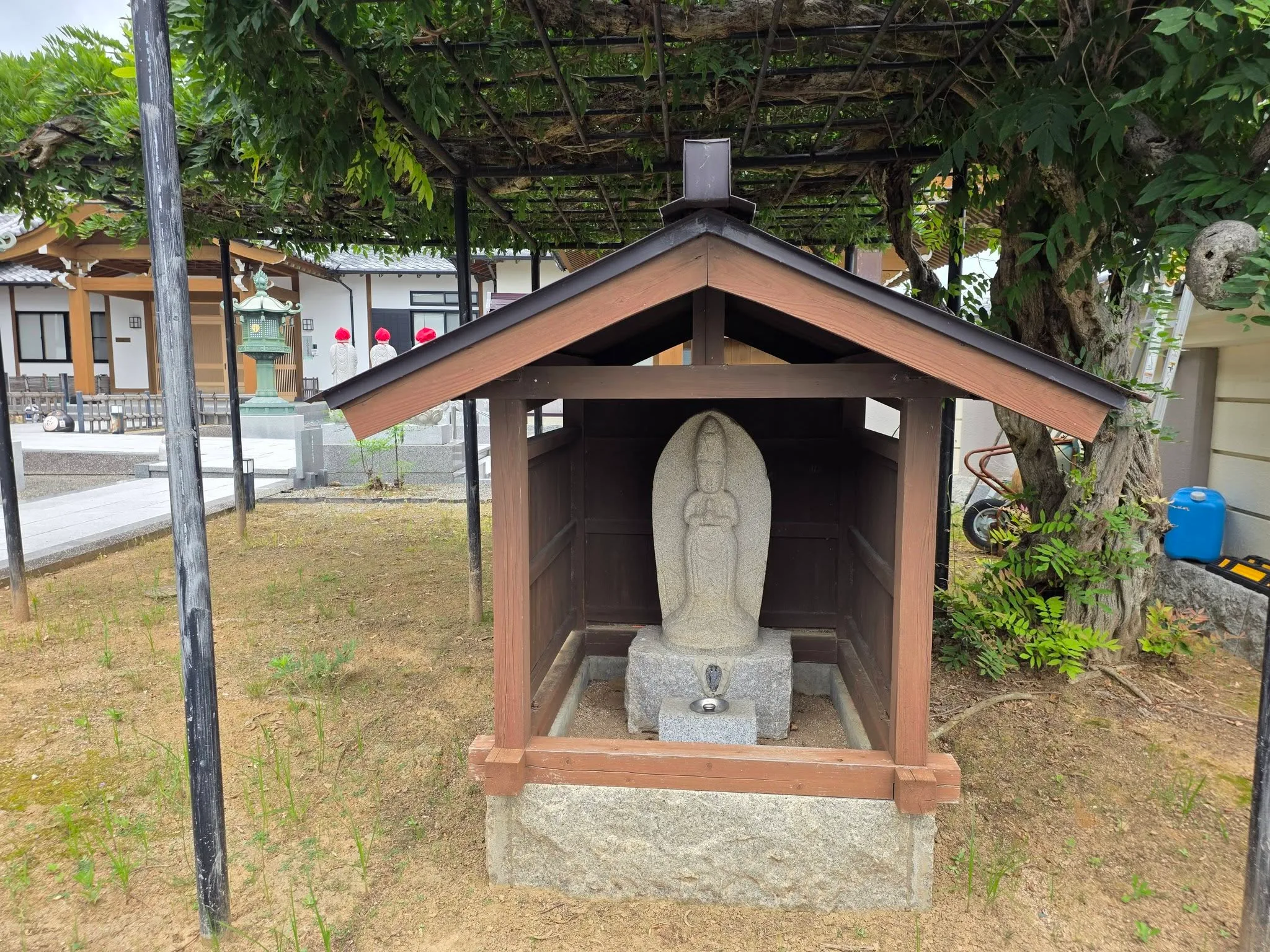 善導寺旧地に残る観音堂