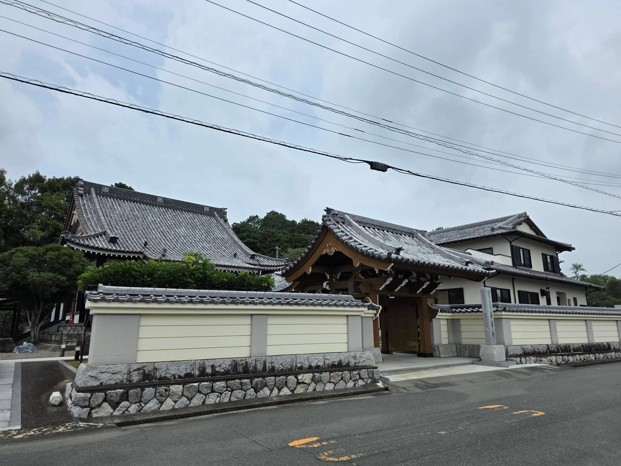 見付の善導寺と周辺街路